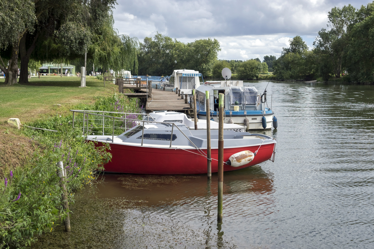 Quais de la Charente à Chaniers (17)