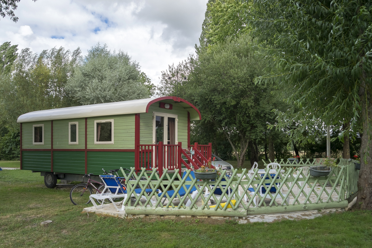 Camping Belle Rivière à Chaniers (17)