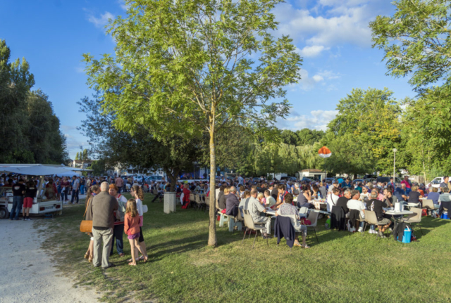 Marché fermier du 20 Juillet 2017 à Chaniers (17)