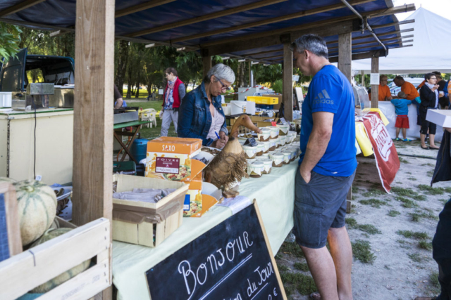 Marché fermier du 20 Juillet 2017 à Chaniers (17)