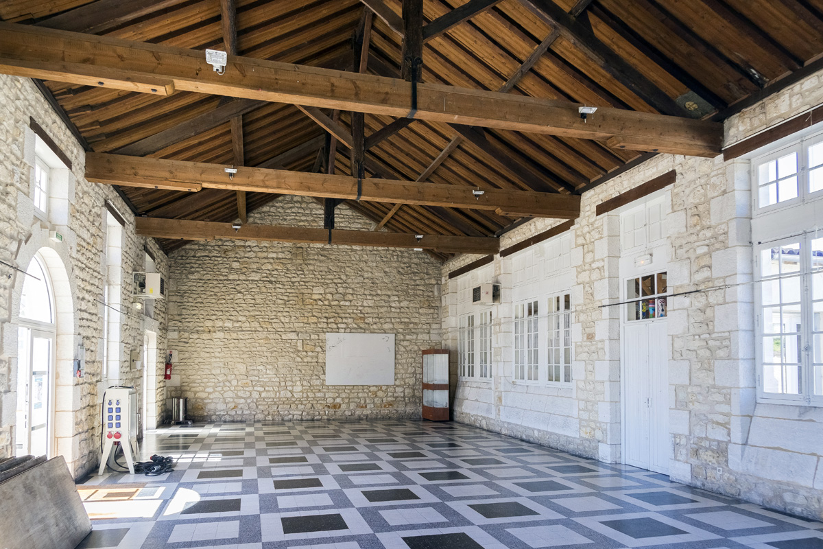 Ancienne salle des fêtes – Place Jean Pourcelet