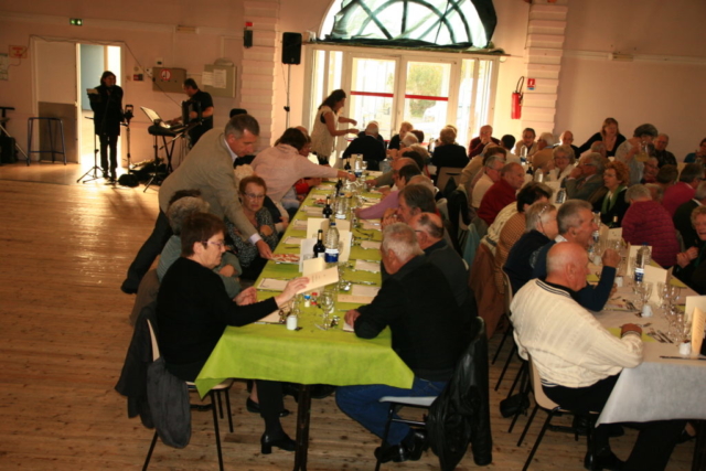 Repas des Aînés du 18 novembre 2017 à Chaniers (17)