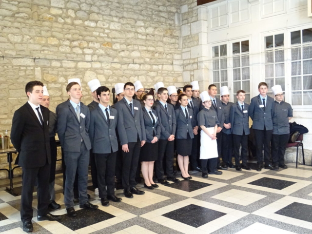 Visite du Ministre de l'Education nationale à Chaniers (17)